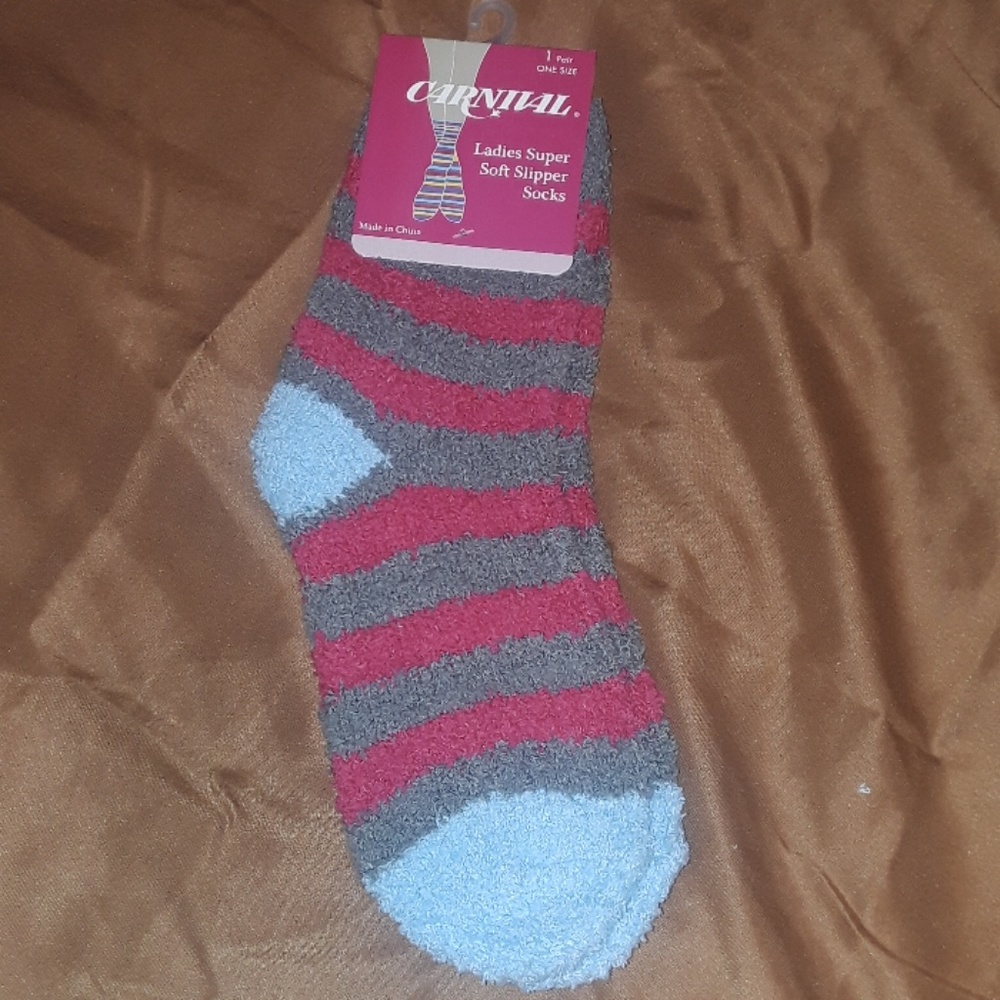 ** Carnival Ladies Super Soft Slipper socks PINK